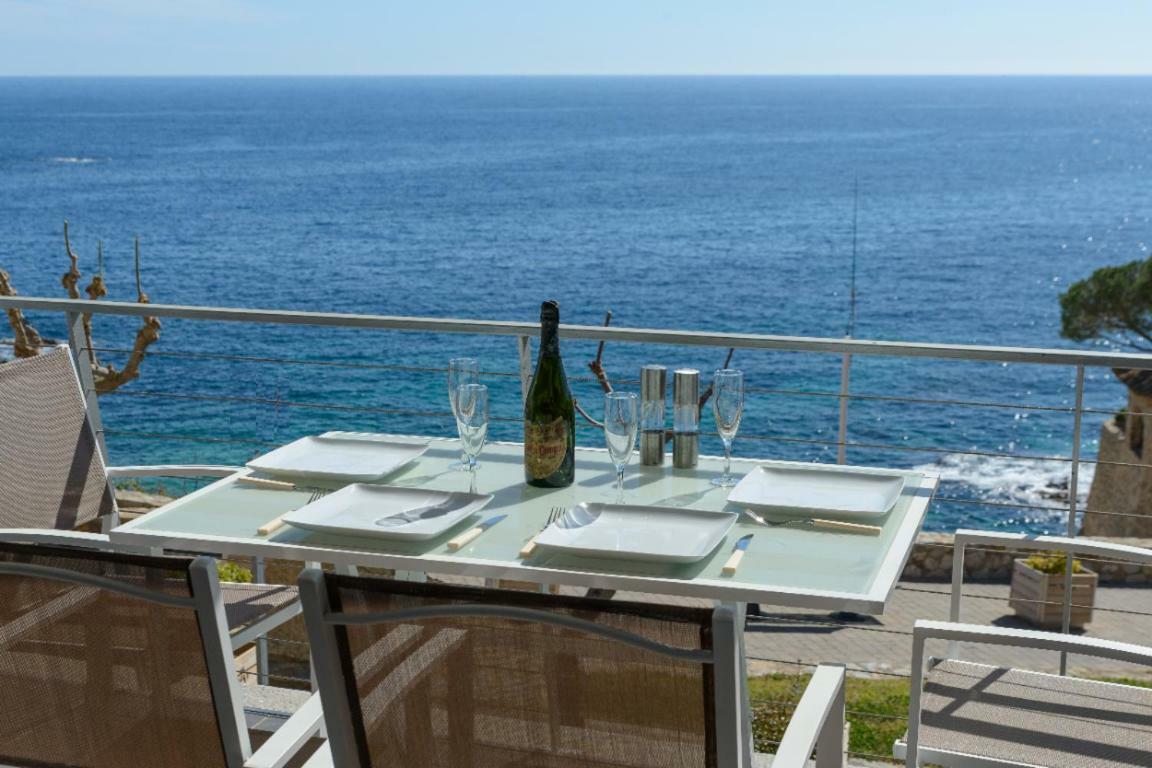 Apartamento frente al mar en la mejor ubicación de Calella Calella De Palafrugell Exterior foto